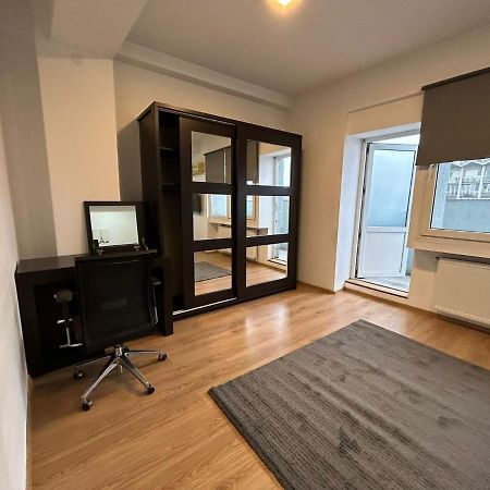 Elegant City Center Apartment Букурещ Екстериор снимка