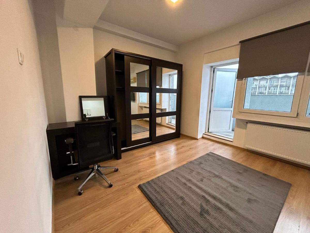 Elegant City Center Apartment Букурещ Екстериор снимка