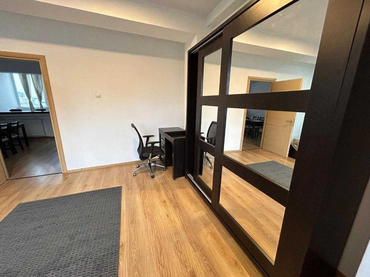 Elegant City Center Apartment Букурещ Екстериор снимка